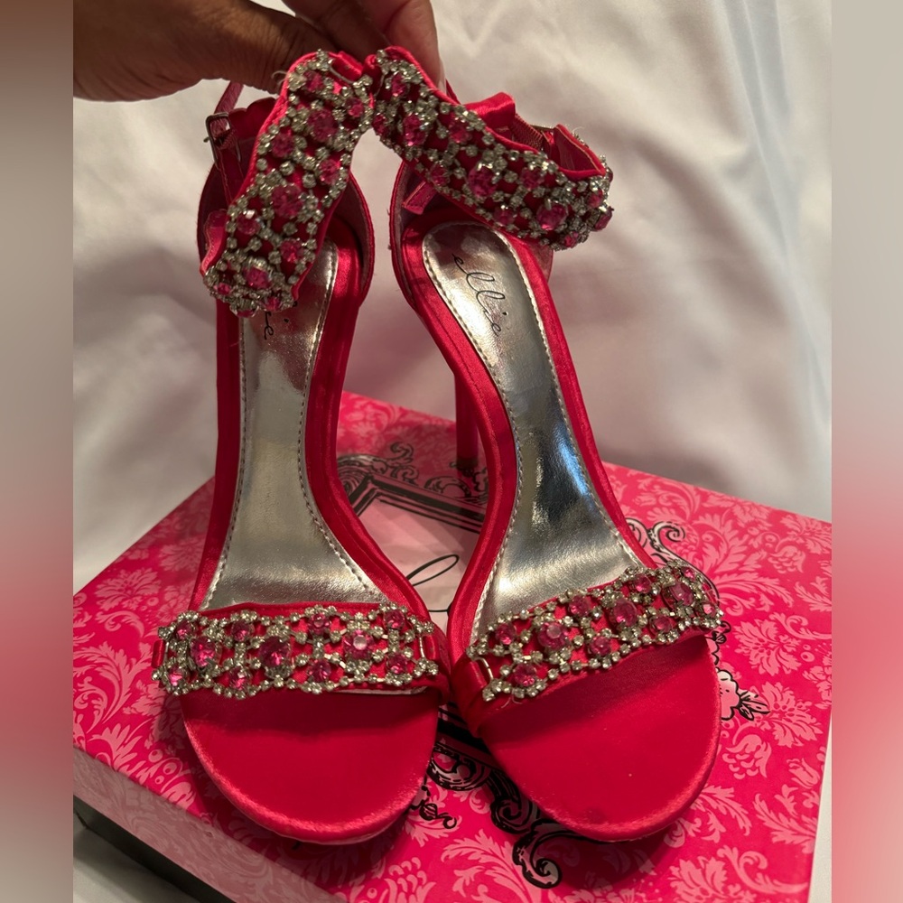 Beautiful Rhinestone Sandals by Ellie - 4” heel - Fuscia - Picture 5 of 7